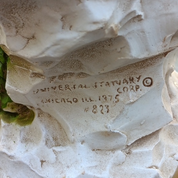 Vintage 1975 Universal Statuary boy girl statues 14" - Picture 6 of 6